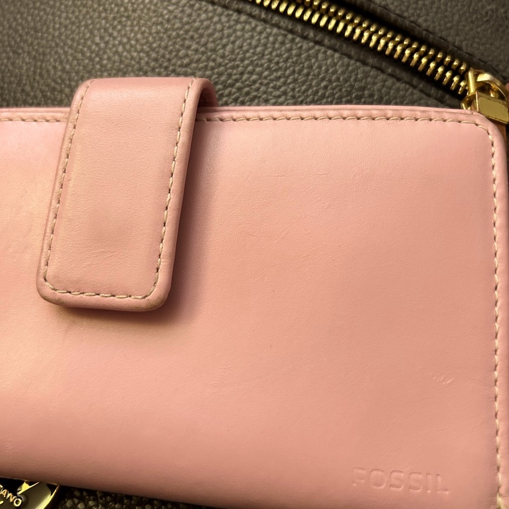 VINTAGE Fossil Pink Wallet Checkbook Card Holder Great Unused Condition
